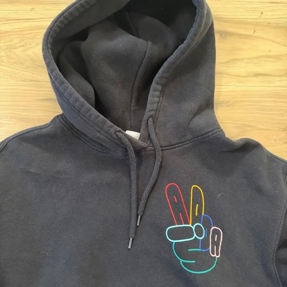 Adidas Spellout black hoodie skater style Graphic Size Small